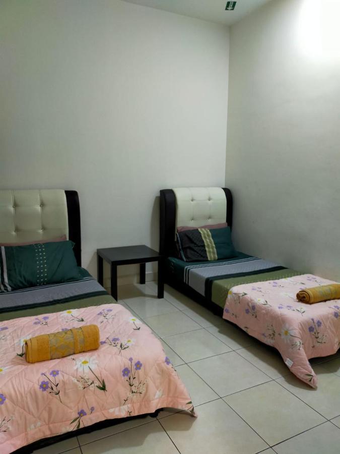 Homestay Semenyih 3 Bedroom Apartment By Kasyaf Εξωτερικό φωτογραφία