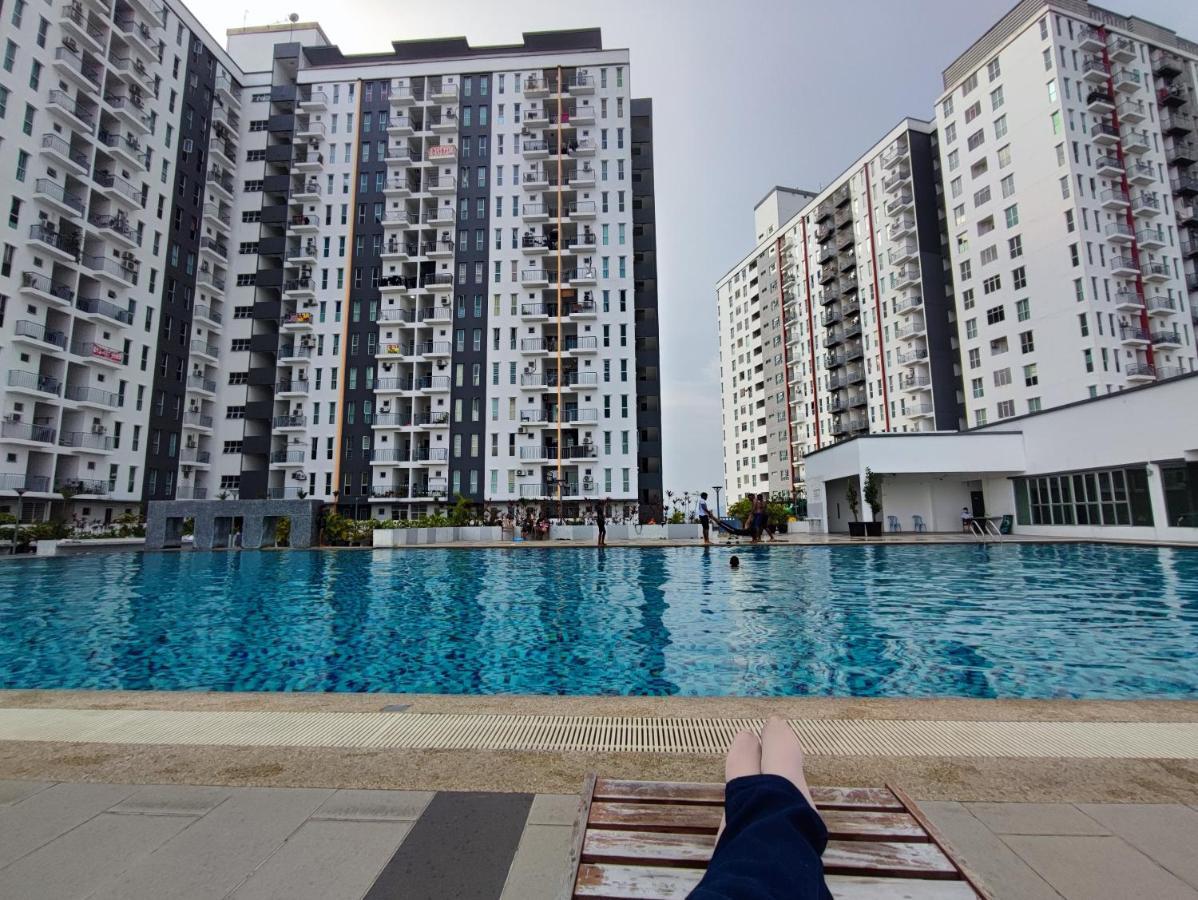 Homestay Semenyih 3 Bedroom Apartment By Kasyaf Εξωτερικό φωτογραφία