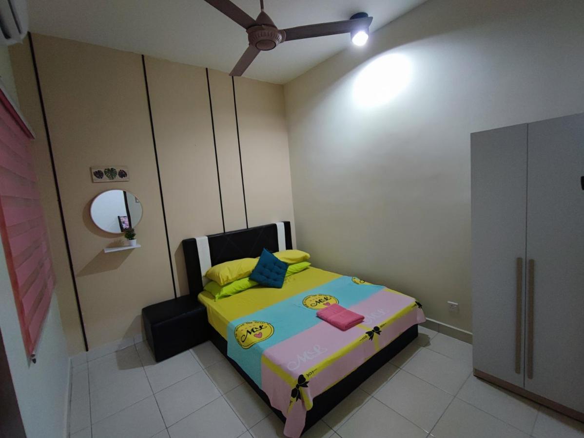 Homestay Semenyih 3 Bedroom Apartment By Kasyaf Εξωτερικό φωτογραφία