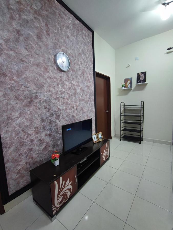 Homestay Semenyih 3 Bedroom Apartment By Kasyaf Εξωτερικό φωτογραφία